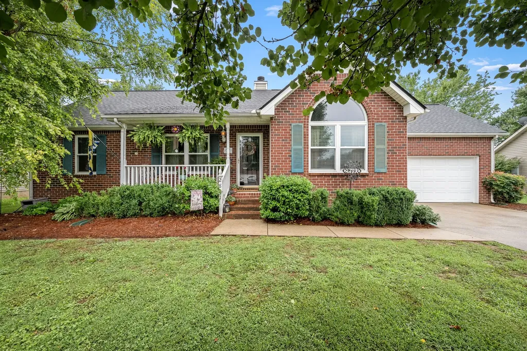 2821 Holsted Drive Murfreesboro TN 37128