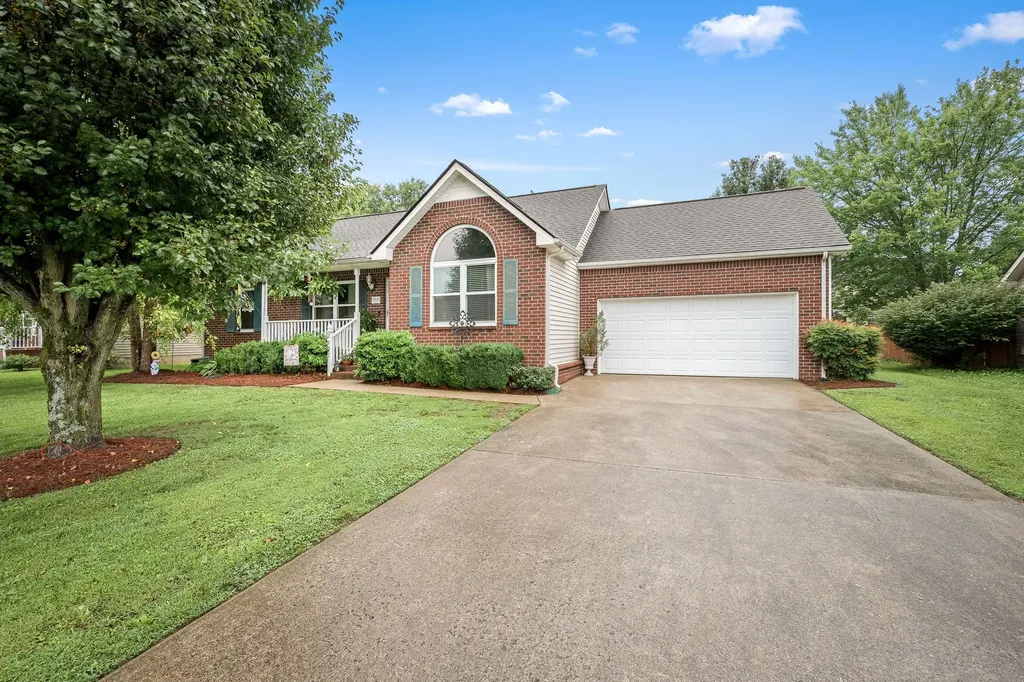 2821 Holsted Drive Murfreesboro TN 37128