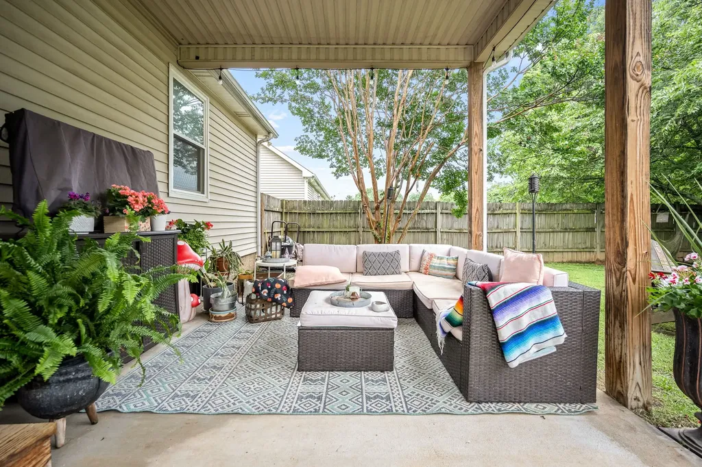 2821 Holsted Drive Murfreesboro TN 37128
