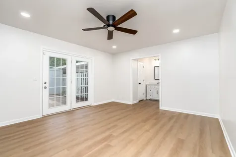 8300 Sawyer Brown Road Nashville TN 37221