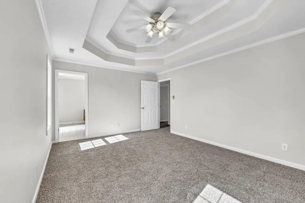 4244 N Woodstock Drive Clarksville TN 37040
