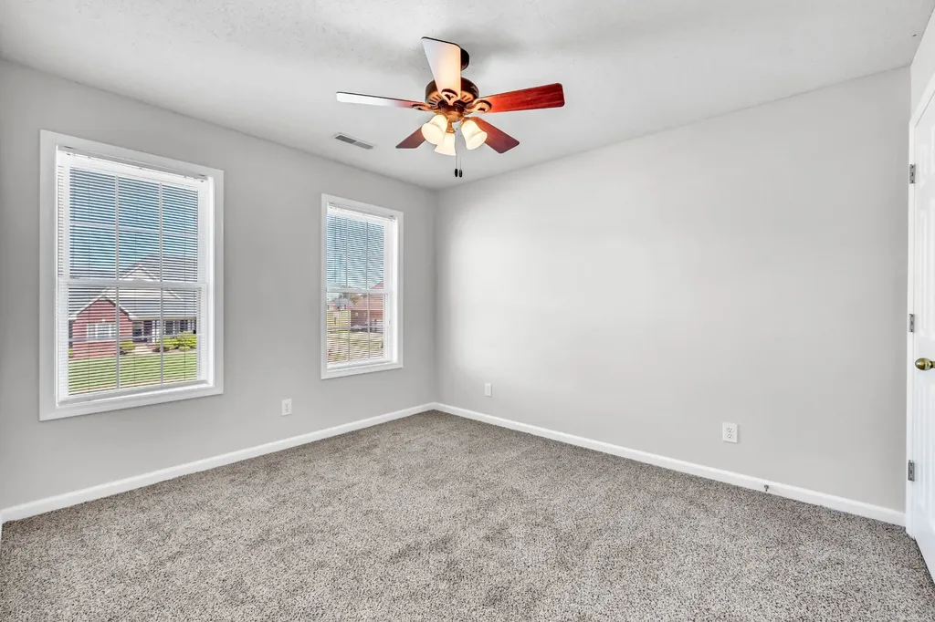 4244 N Woodstock Drive Clarksville TN 37040