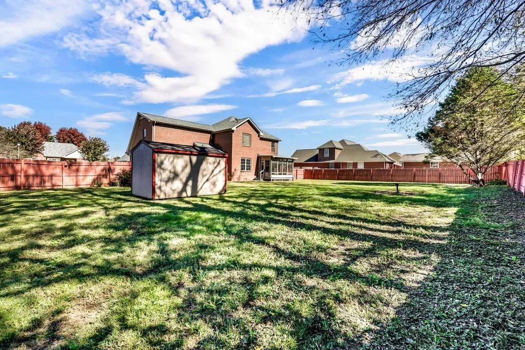 4244 N Woodstock Drive Clarksville TN 37040