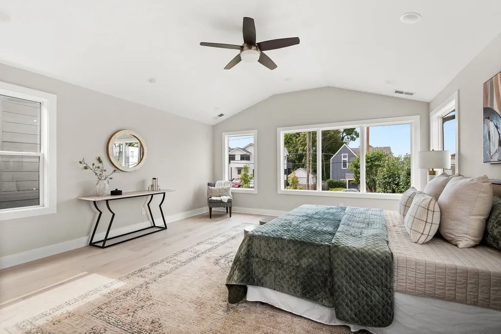 1724A Simpkins Street Nashville TN 37208