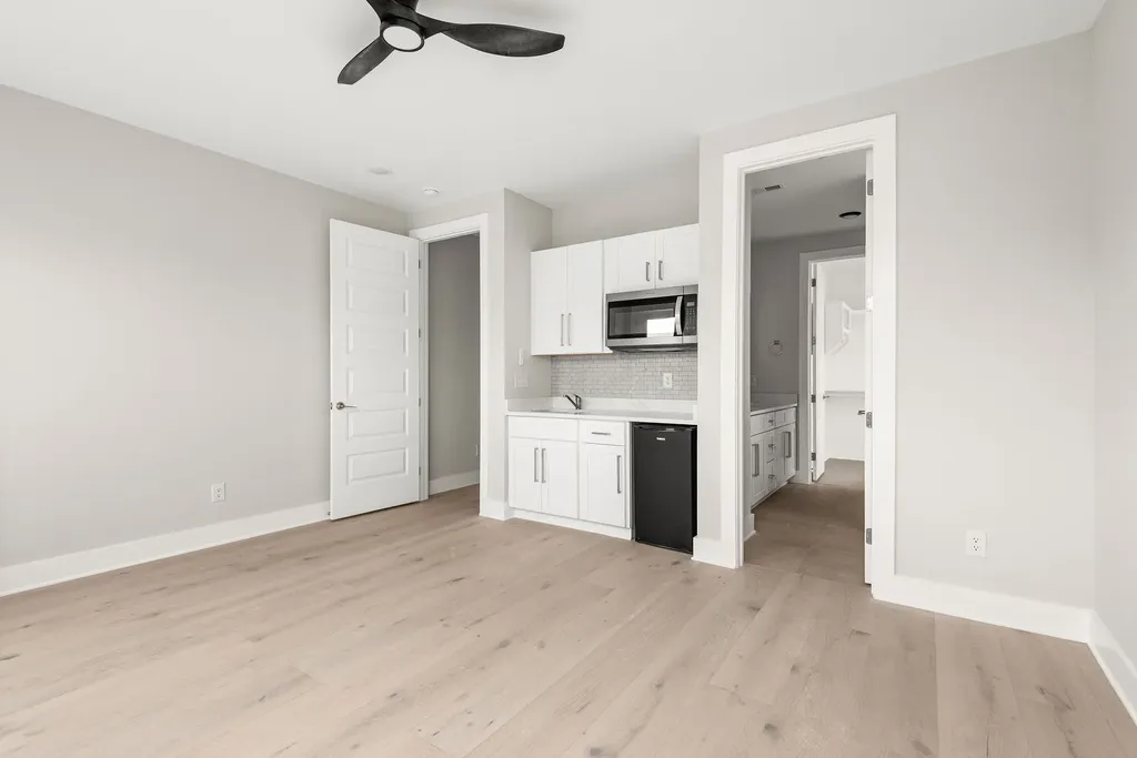 1724A Simpkins Street Nashville TN 37208