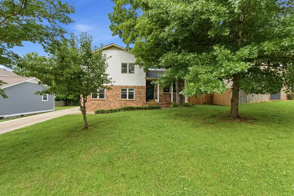 3128 Stoney Brook Circle Antioch TN 37013