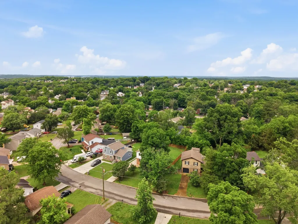 3128 Stoney Brook Circle Antioch TN 37013