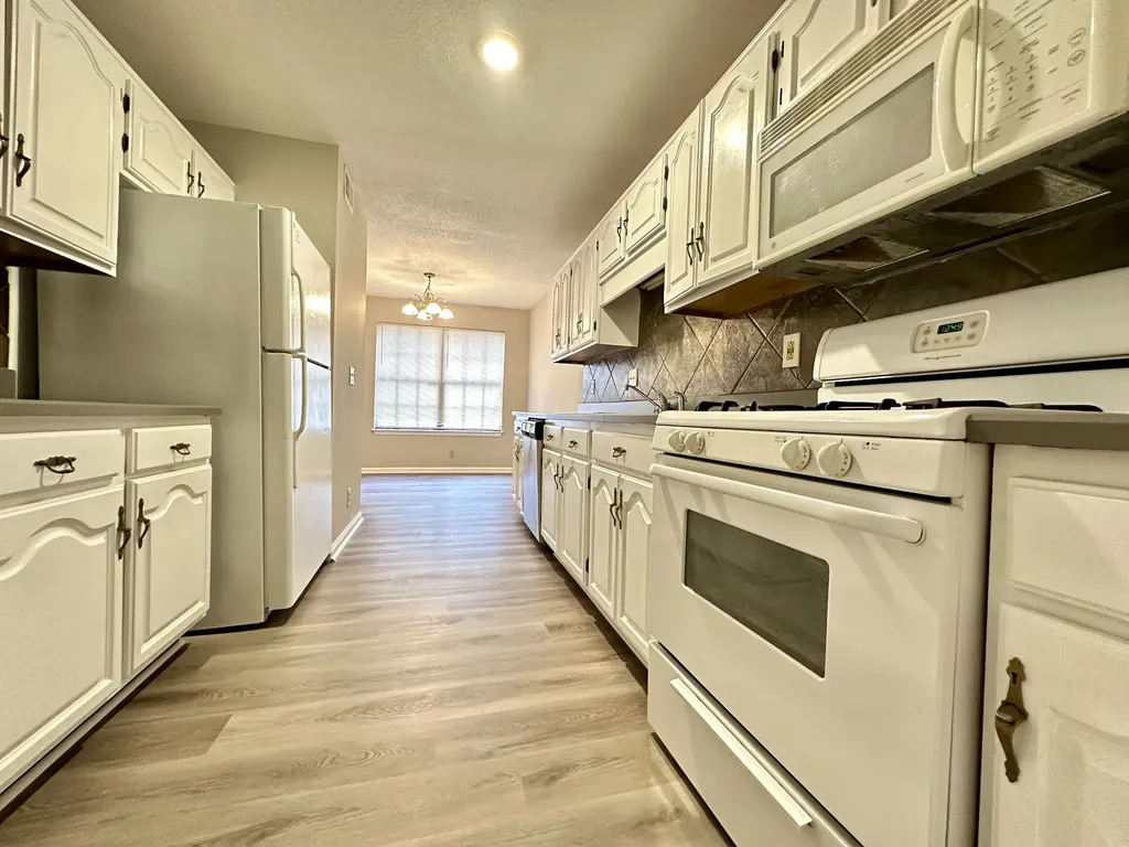171 Condor Court Clarksville TN 37042