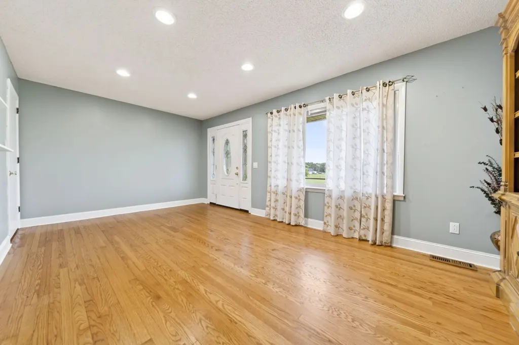 7957 Bethlehem Road Springfield TN 37172