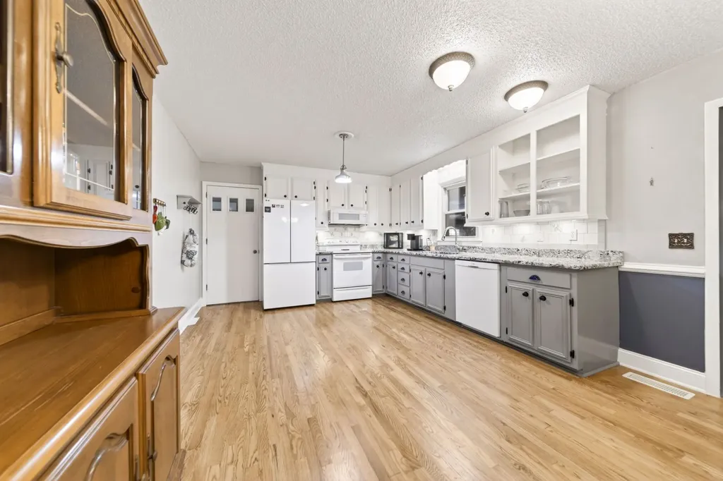 7957 Bethlehem Road Springfield TN 37172