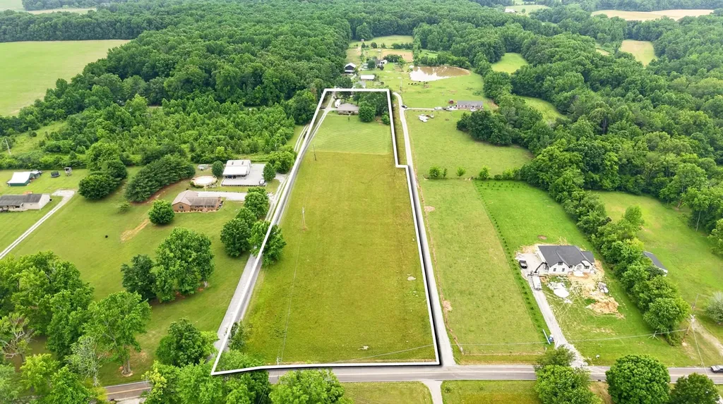 7957 Bethlehem Road Springfield TN 37172
