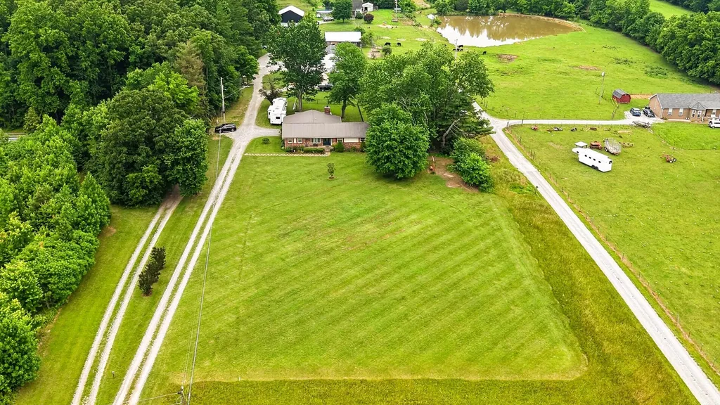 7957 Bethlehem Road Springfield TN 37172