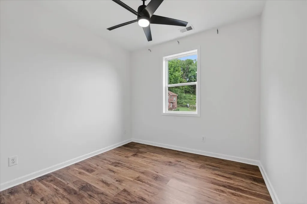 217 Indian Summer Court Nashville TN 37207
