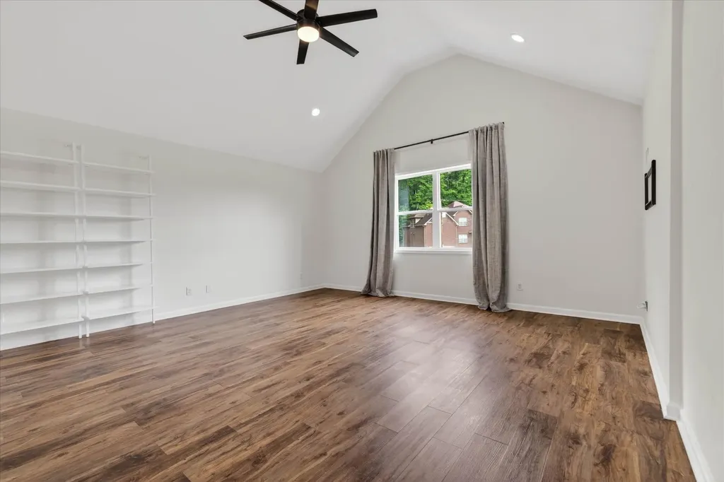 217 Indian Summer Court Nashville TN 37207