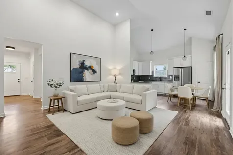 217 Indian Summer Court Nashville TN 37207