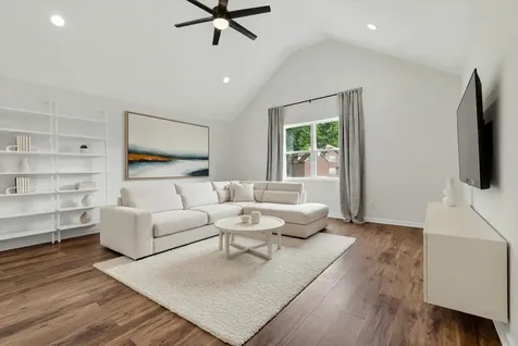 217 Indian Summer Court Nashville TN 37207