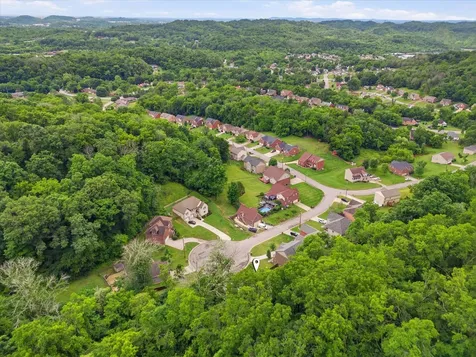 217 Indian Summer Court Nashville TN 37207