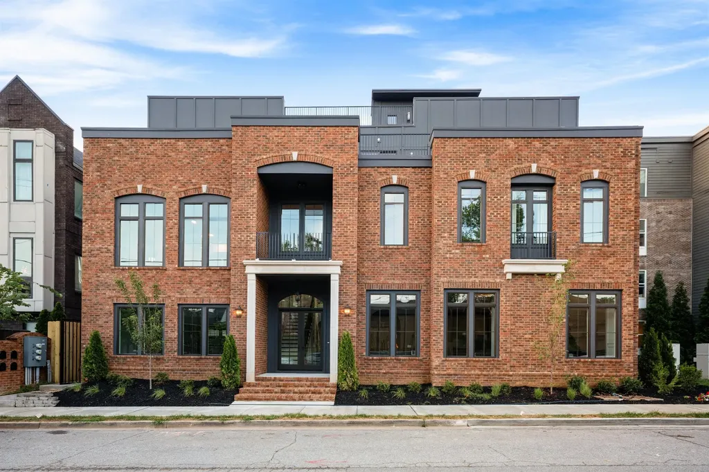 1208A Hawkins Street Nashville TN 37203
