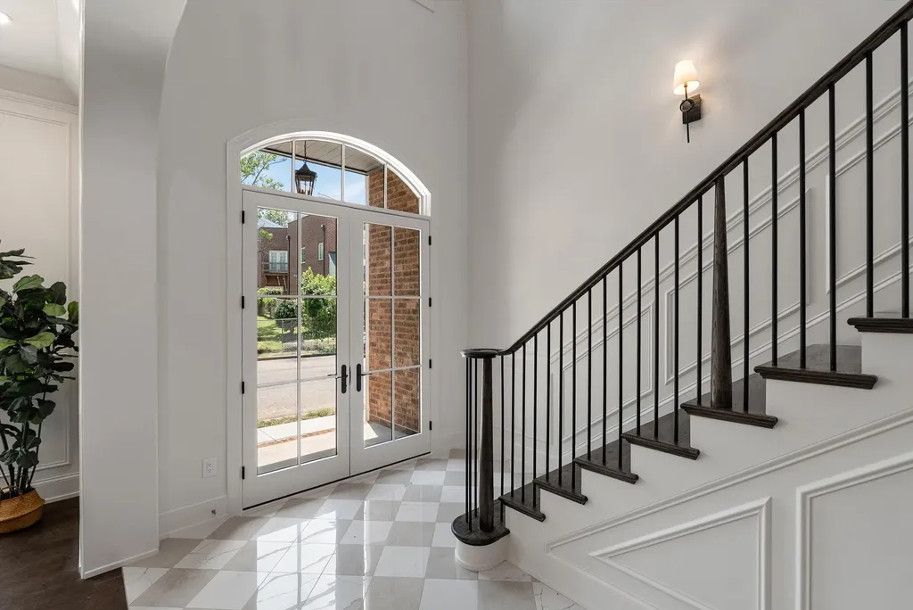 1208A Hawkins Street Nashville TN 37203