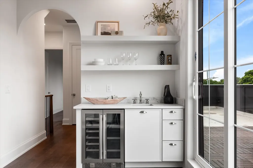 1208A Hawkins Street Nashville TN 37203