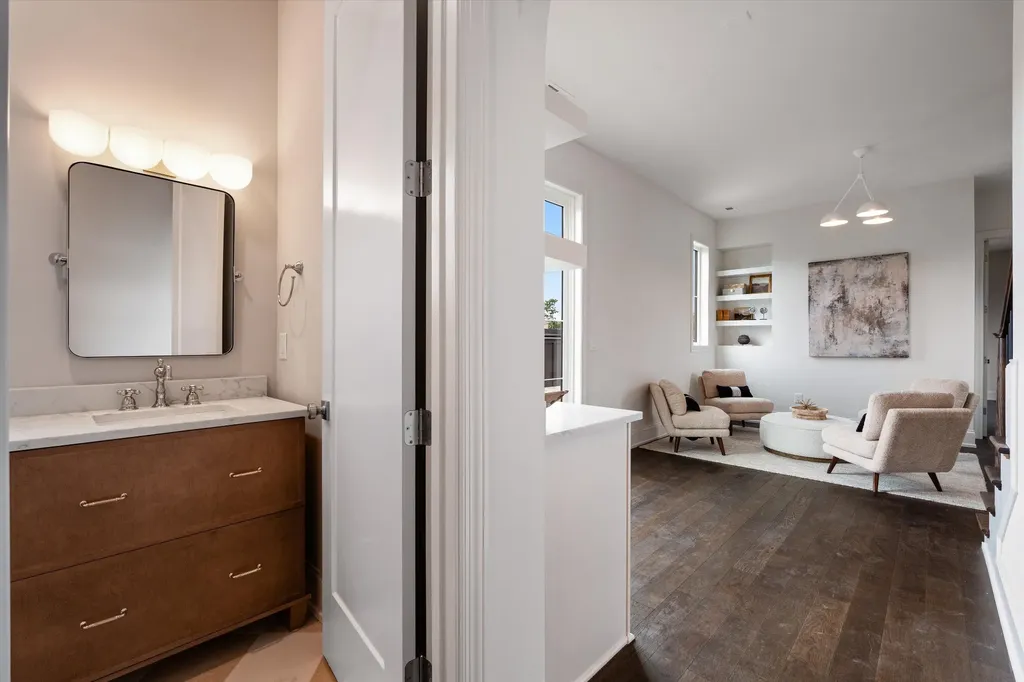 1208A Hawkins Street Nashville TN 37203