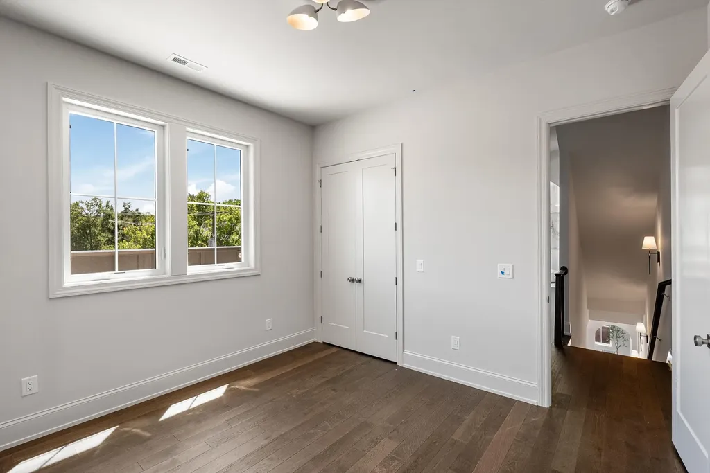 1208A Hawkins Street Nashville TN 37203