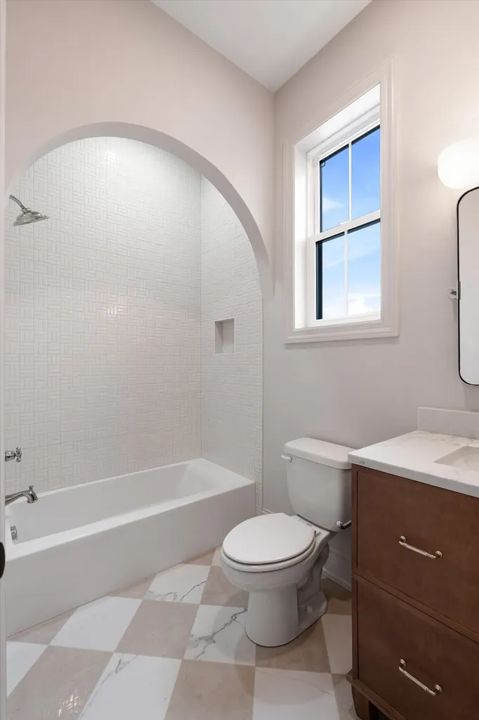 1208A Hawkins Street Nashville TN 37203