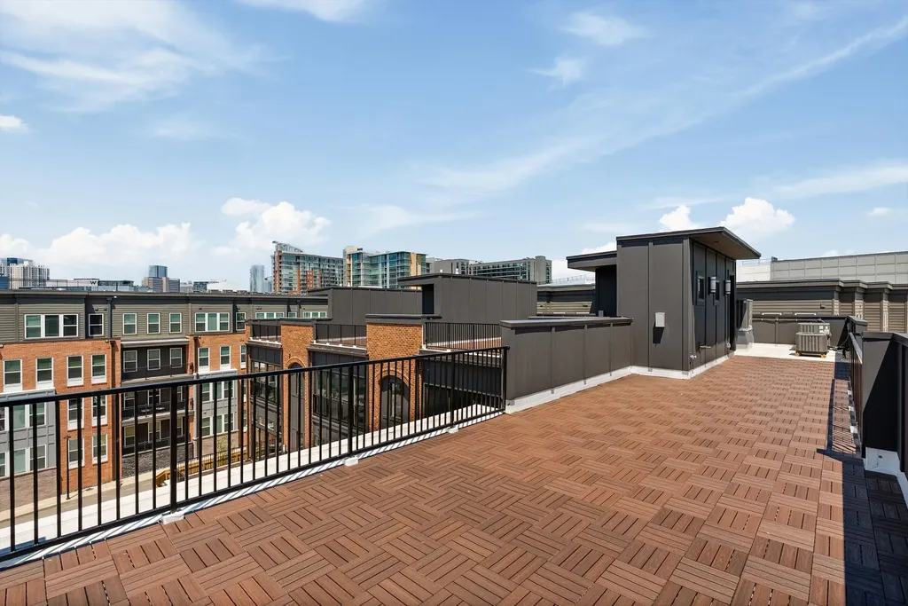 1208A Hawkins Street Nashville TN 37203