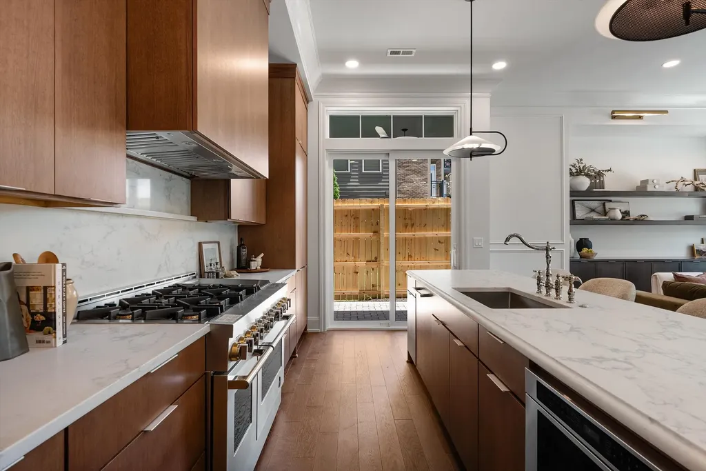 1208A Hawkins Street Nashville TN 37203