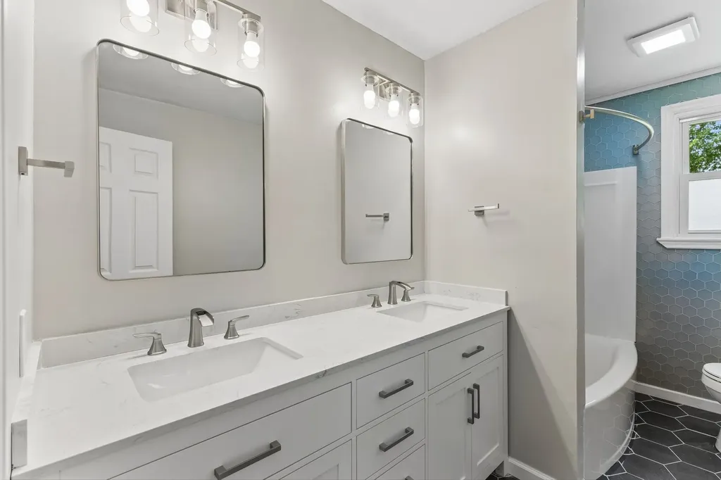 105 N Hampton Court Smyrna TN 37167