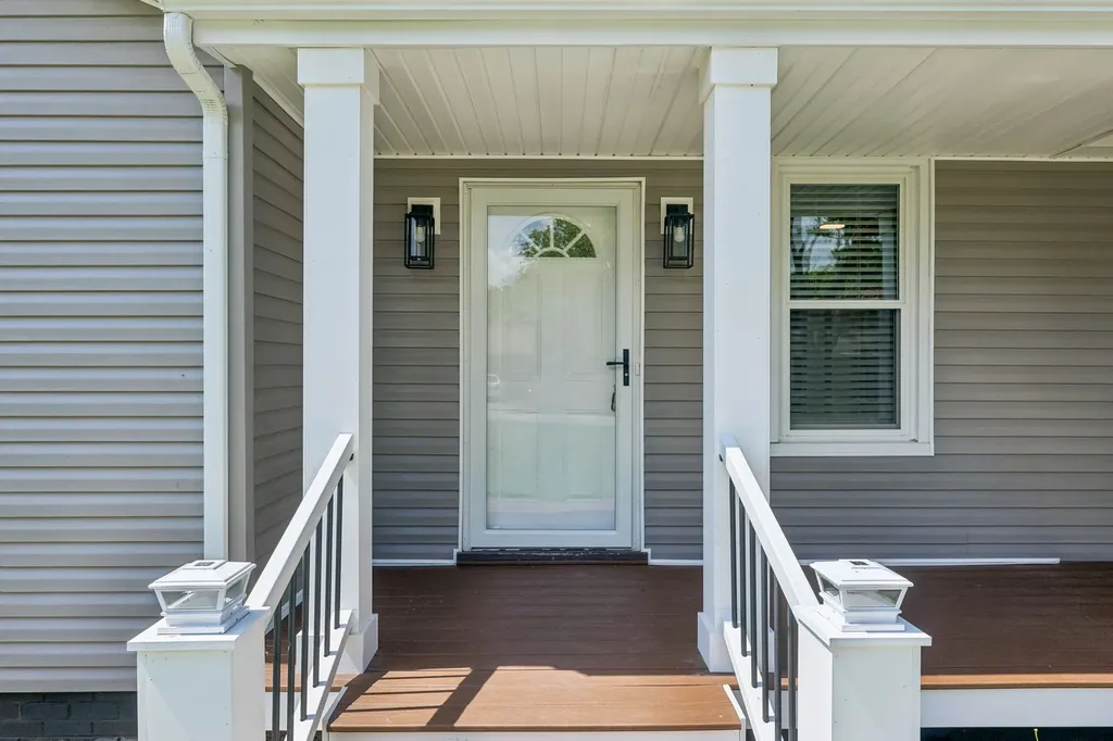 105 N Hampton Court Smyrna TN 37167