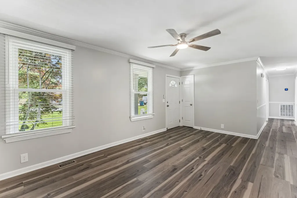 105 N Hampton Court Smyrna TN 37167