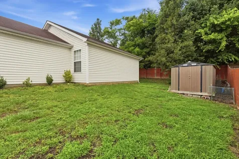 1541 James Gafford Drive La Vergne TN 37086
