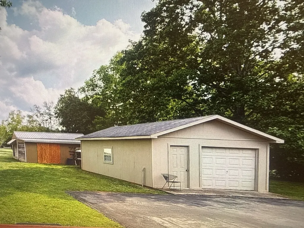 1608 Lilac Drive Lebanon TN 37087