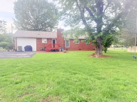1608 Lilac Drive Lebanon TN 37087