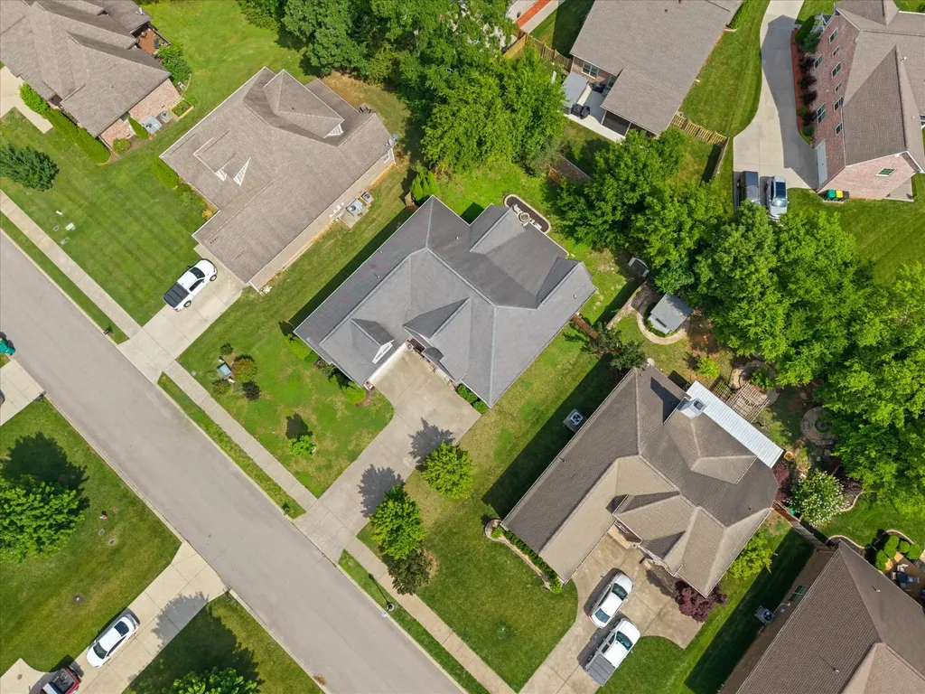 1041 Nealcrest Circle Spring Hill TN 37174