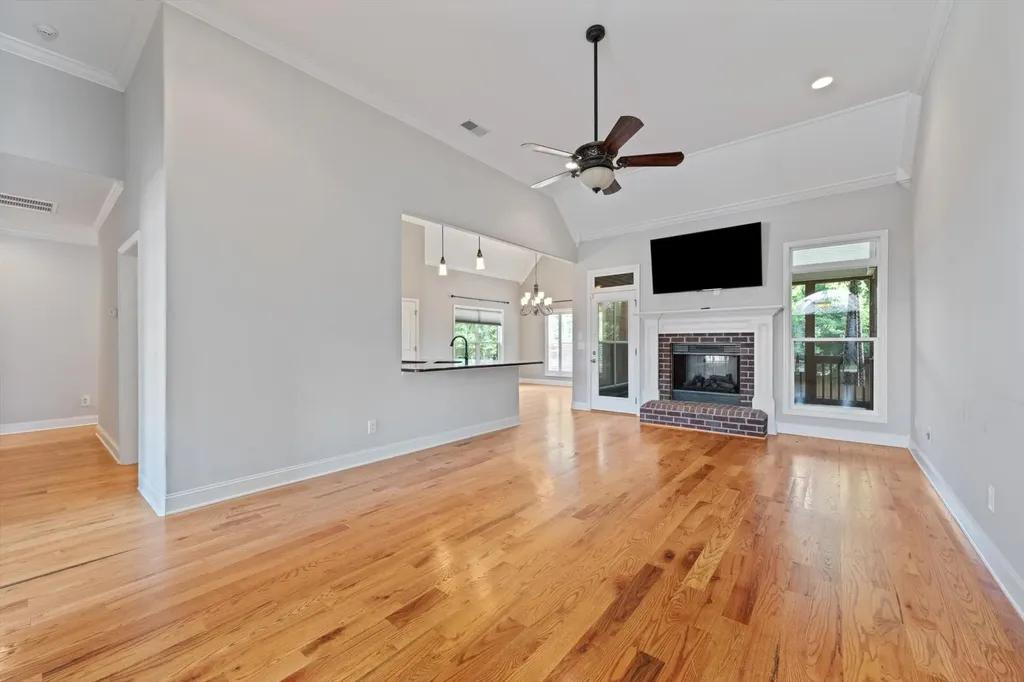 1041 Nealcrest Circle Spring Hill TN 37174