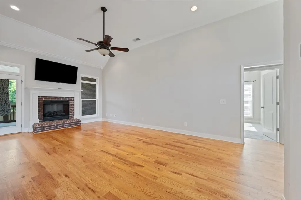 1041 Nealcrest Circle Spring Hill TN 37174