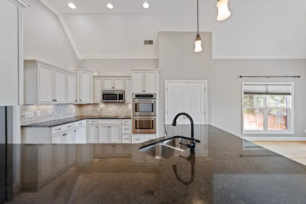 1041 Nealcrest Circle Spring Hill TN 37174