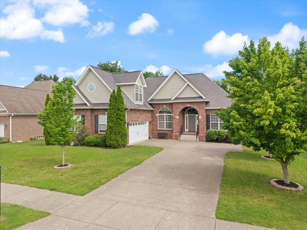 1041 Nealcrest Circle Spring Hill TN 37174