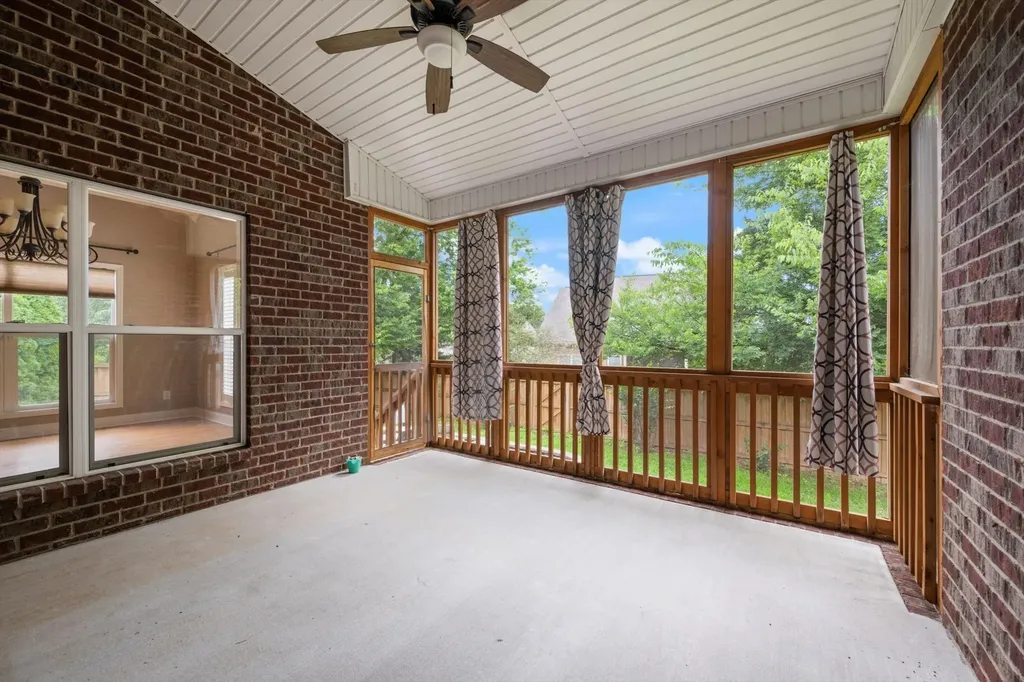 1041 Nealcrest Circle Spring Hill TN 37174