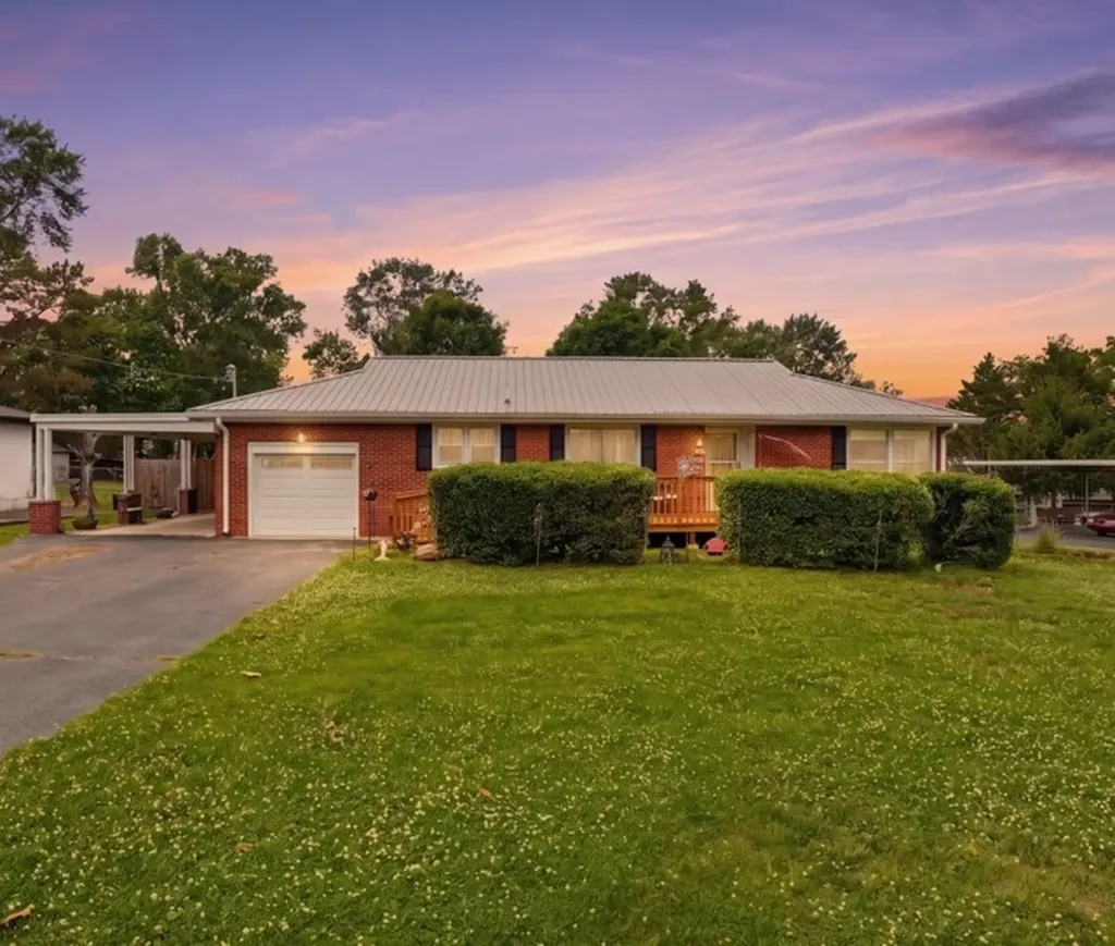 506 Johnson Street Manchester TN 37355