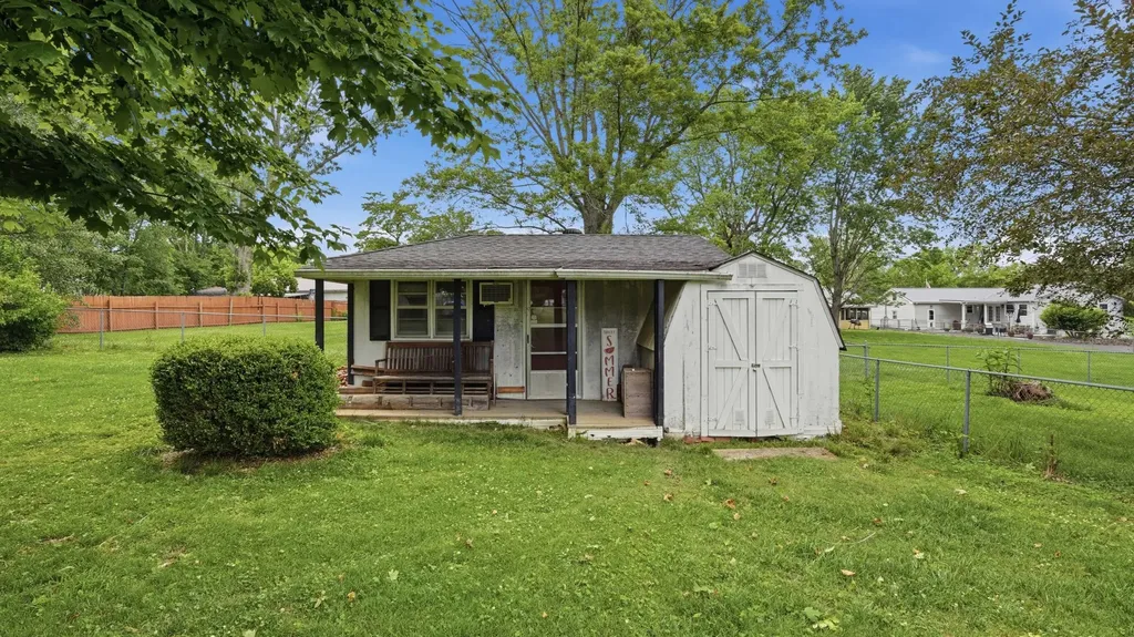 506 Johnson Street Manchester TN 37355