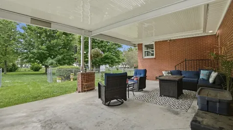 506 Johnson Street Manchester TN 37355