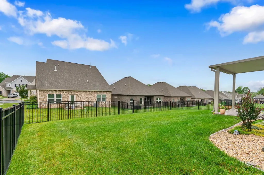 601 Preakness Way Gallatin TN 37066