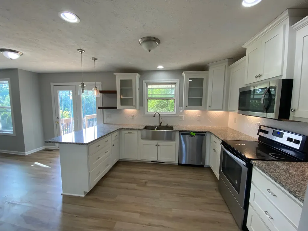 412 Calamian Court Clarksville TN 37040