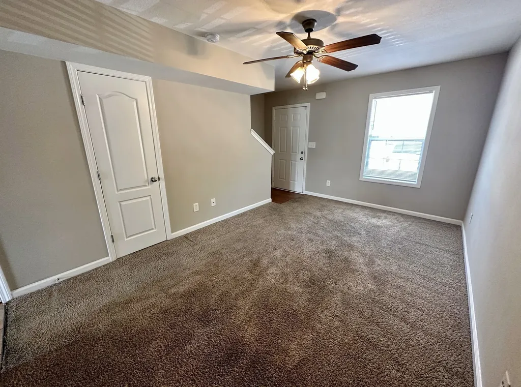855 Tracy Lane Clarksville TN 37040