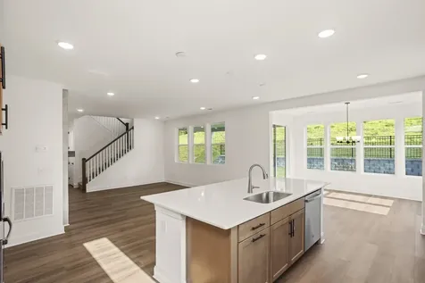 1559 Oaks Springs Drive Columbia TN 38401