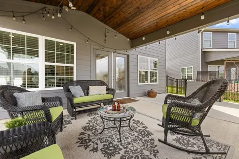 3932 Inlet Loop Chattanooga TN 37416