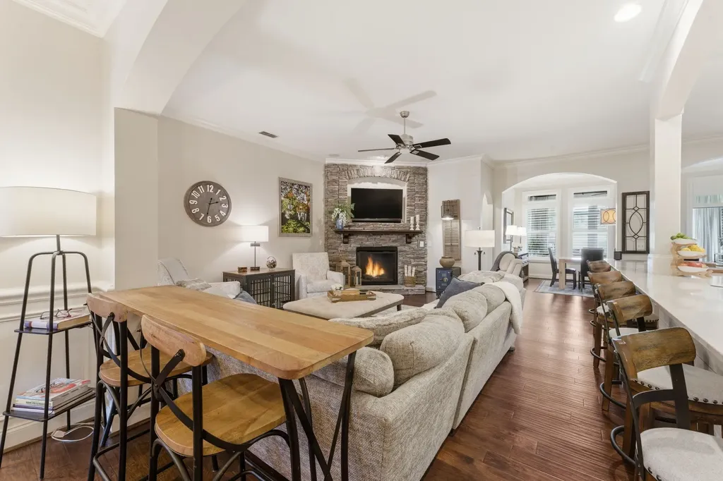 1010 Larkwood Drive Hermitage TN 37076